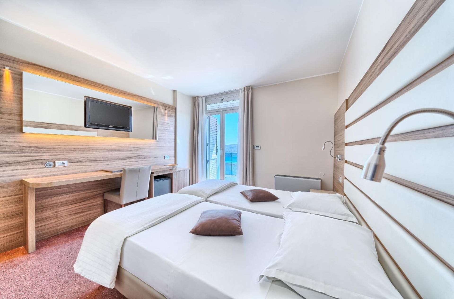Superior Single Room