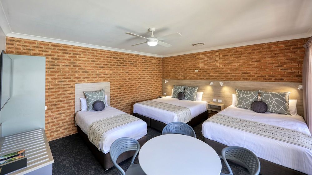 Family Room, Non Smoking, Kitchenette