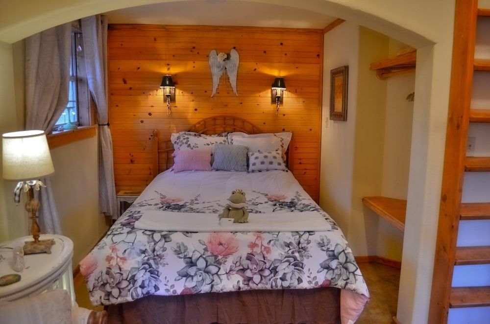 Rarumpelpunzeldornaschenwittchen Aschenputtel Cottage 2