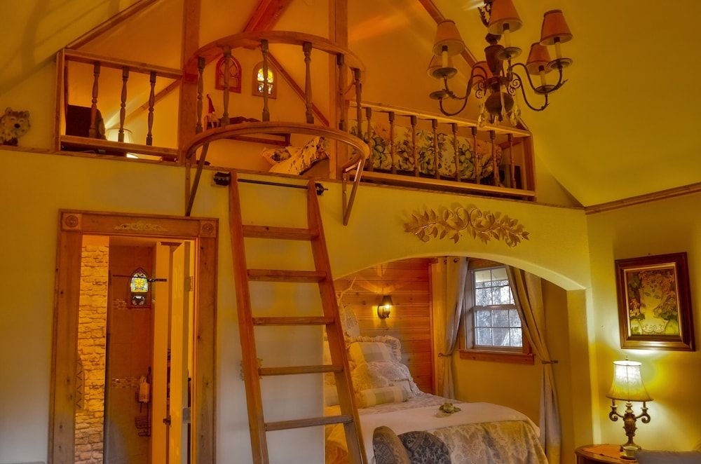 Rarumpelpunzeldornaschenwittchen Schneewittchen Cottage 2