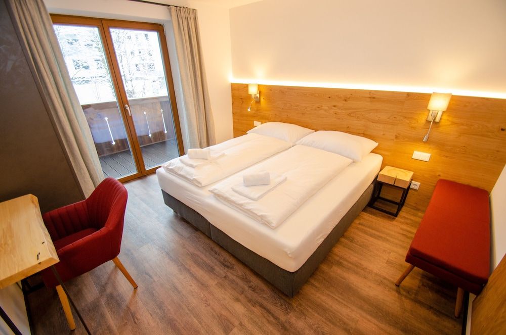 Finest Villa Zell am See Exclusive Apartment (incl. cleaning fee, linen, city tax) 3