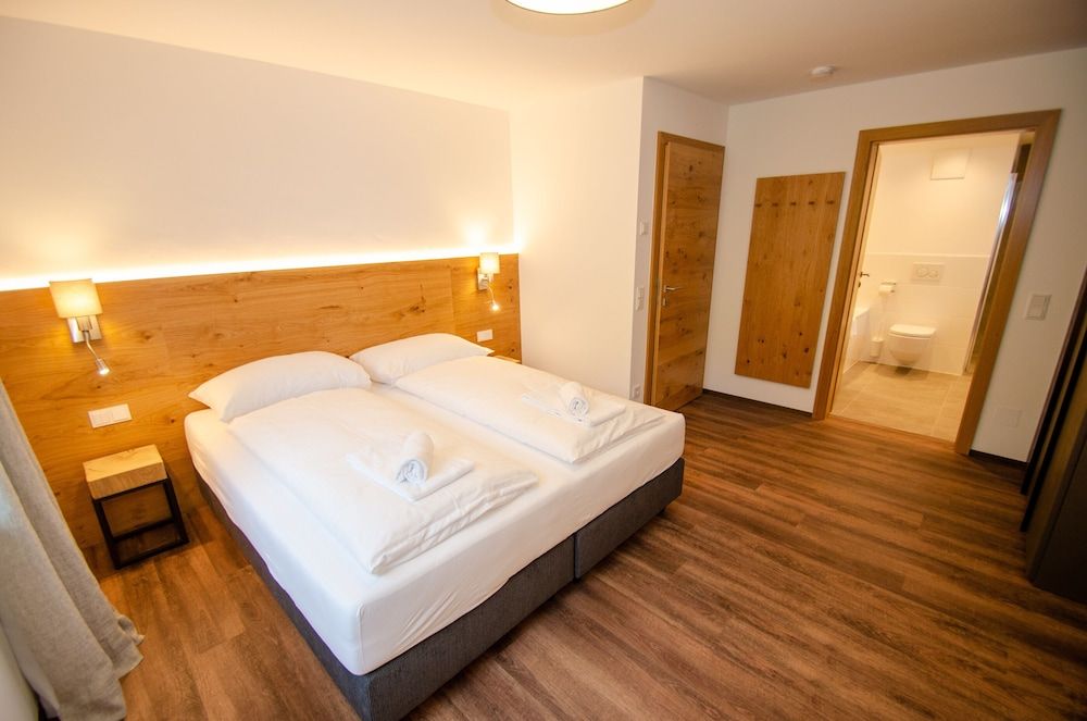 Finest Villa Zell am See Exclusive Apartment (incl. cleaning fee, linen, city tax) 6