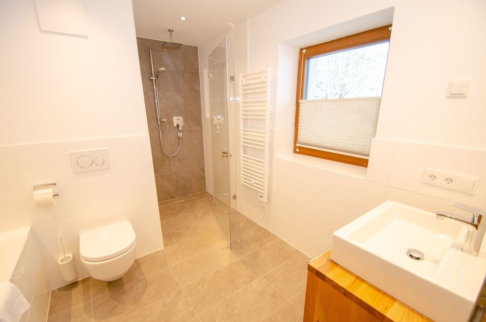 Finest Villa Zell am See Exclusive Apartment (incl. cleaning fee, linen, city tax) 15