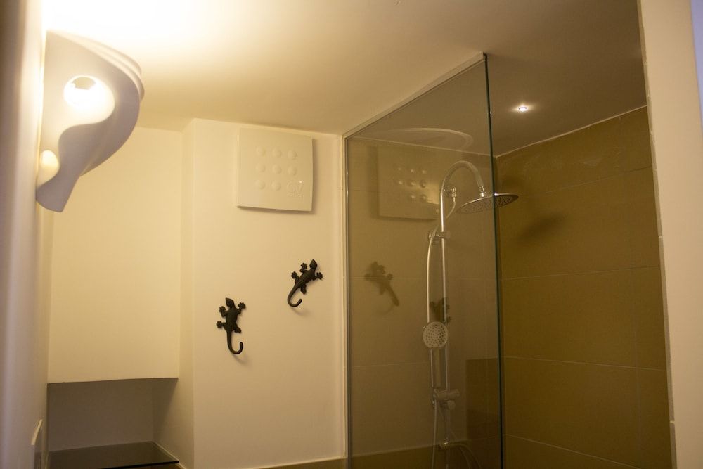 Schiara guest house Deluxe Double Room 5