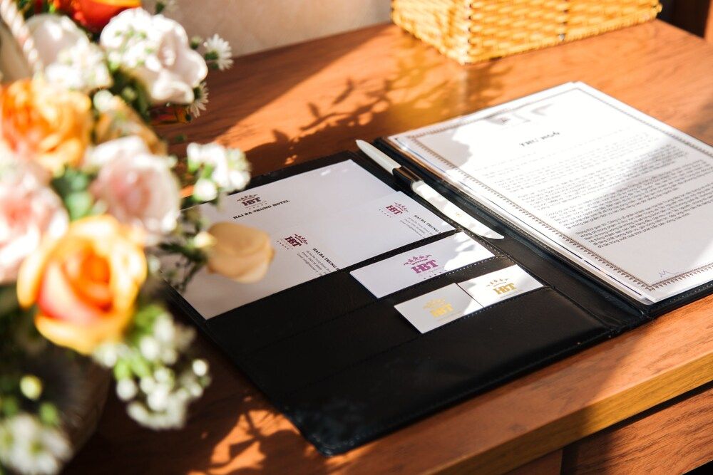 Hai Ba Trung Hotel Deluxe Double Room 5