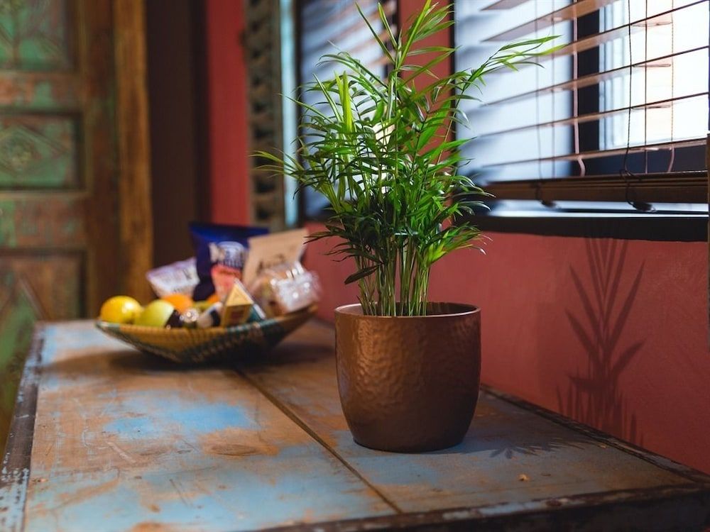 undefined Charter House 8