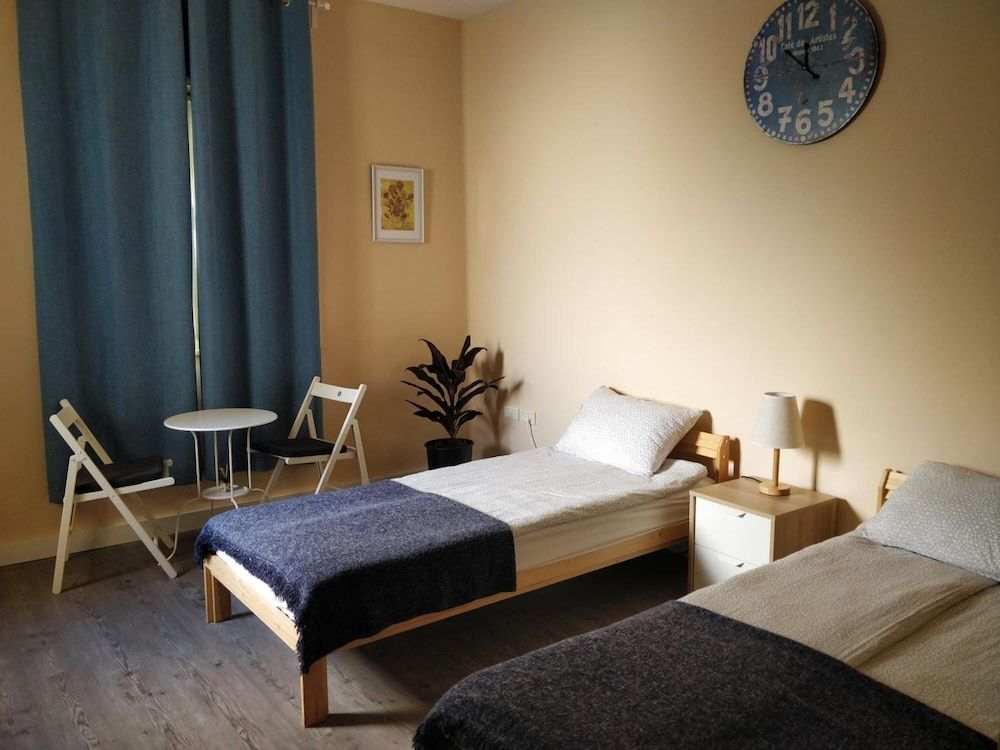 undefined Hostel Roks 4