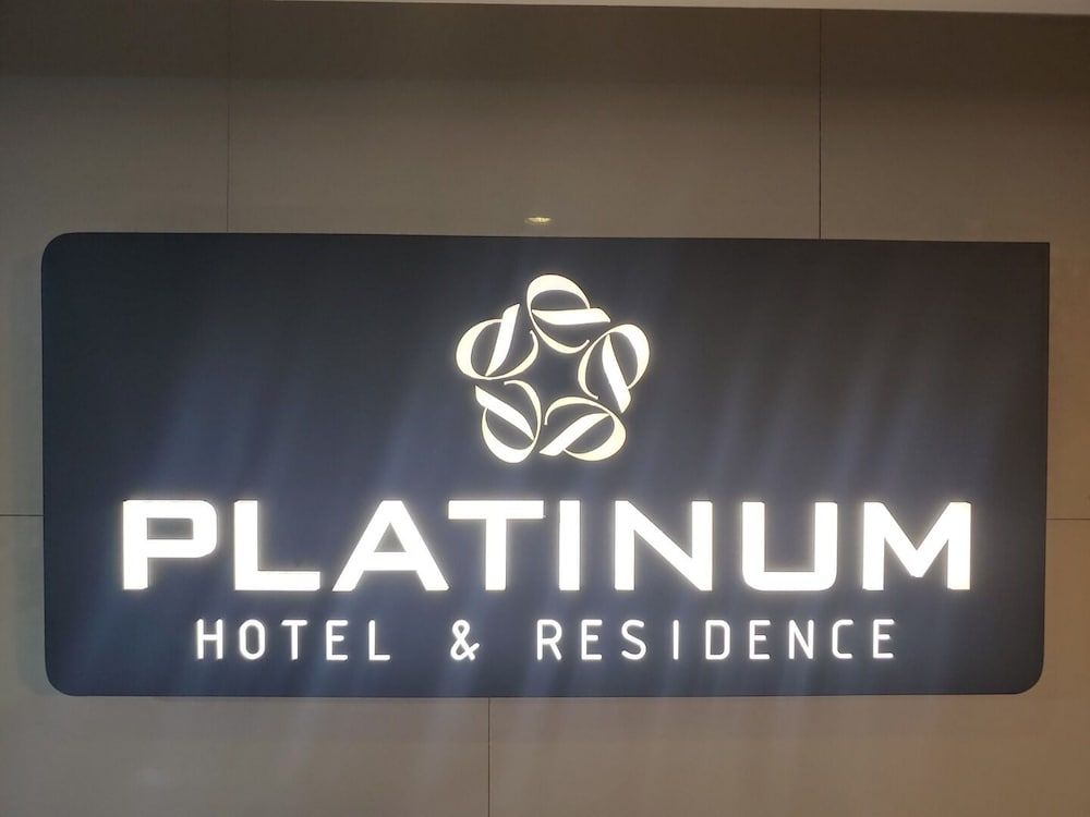 undefined Platinum Hotel 7