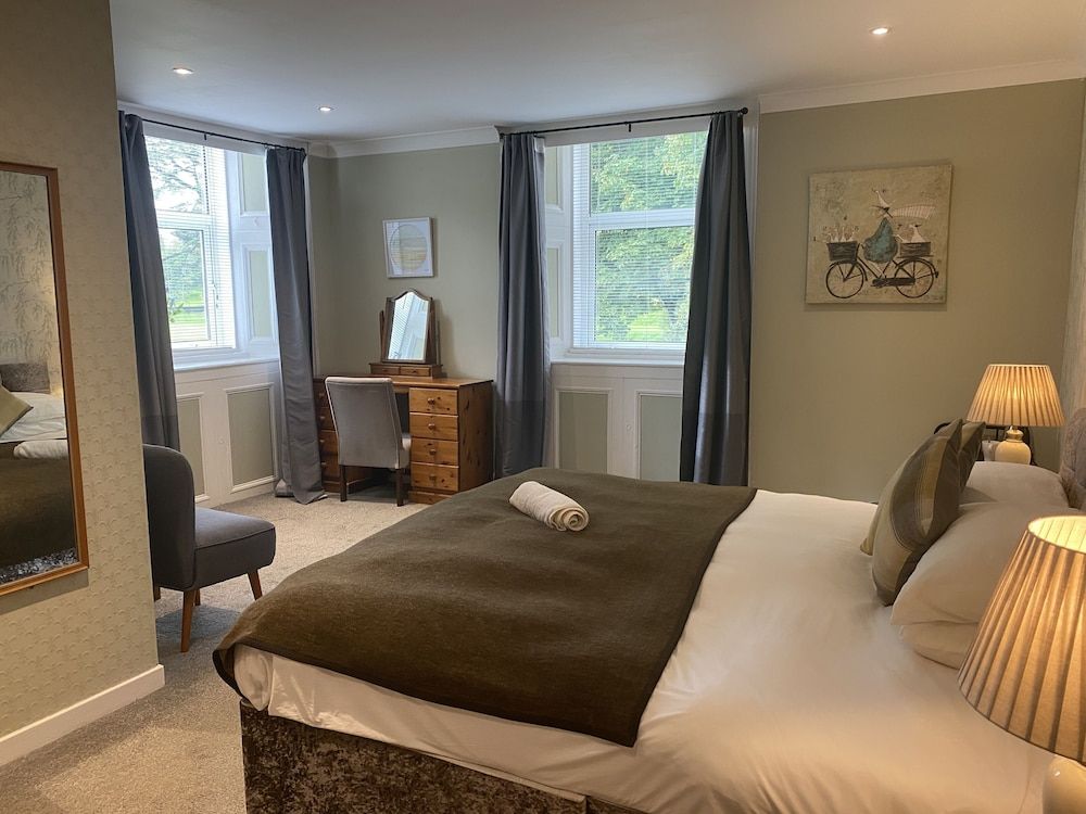 Ernespie House Hotel King room 3