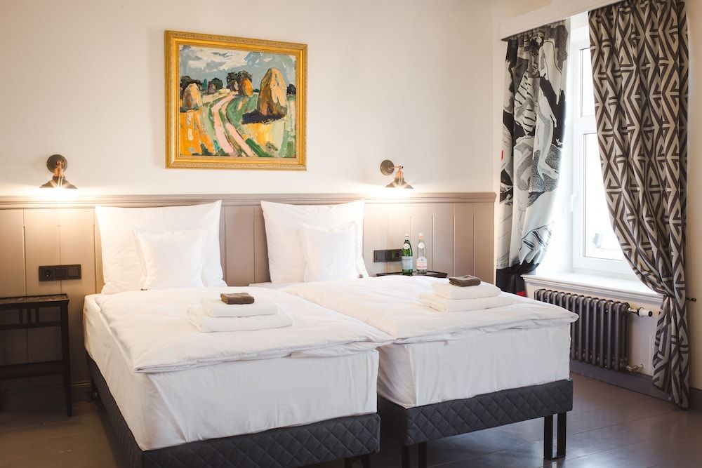 Art Hotel Roma Classic Double or Twin Room 2