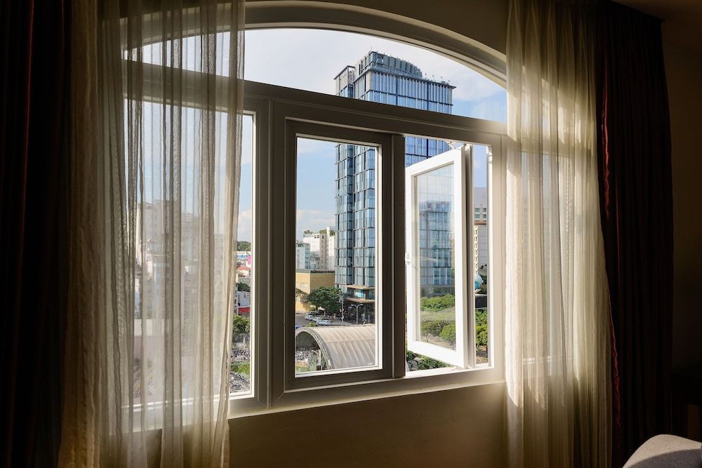 Saigonciti Hotel A Suite, City View 6