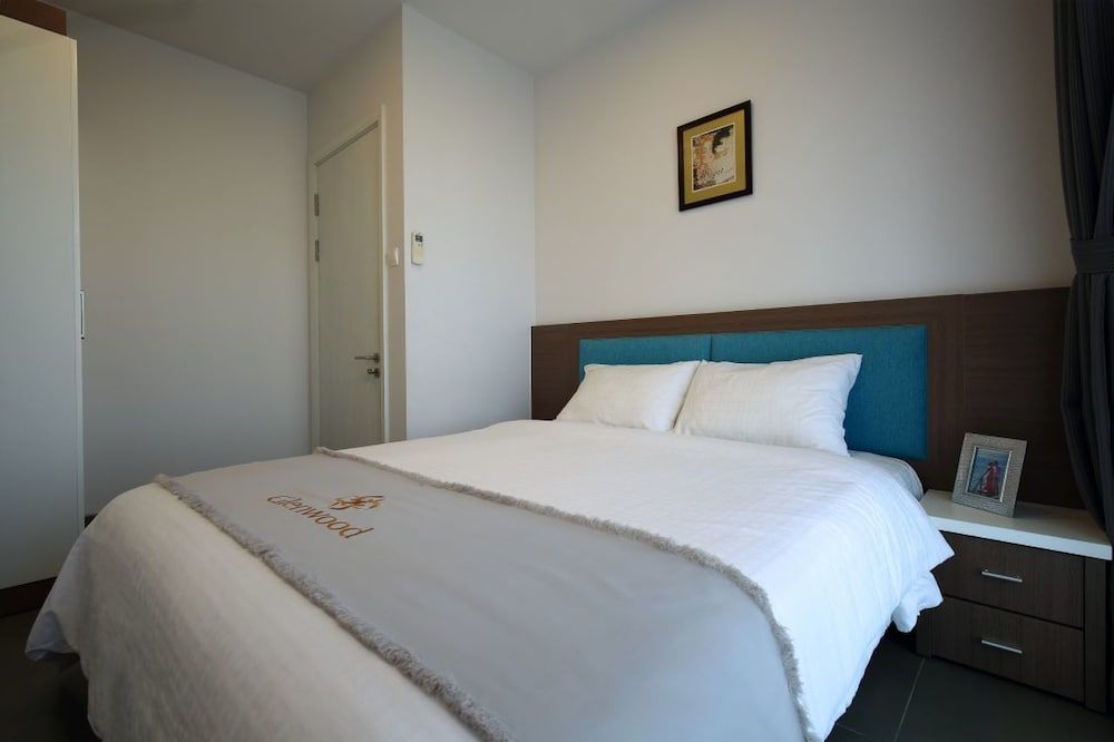 undefined Glenwood Suites 9