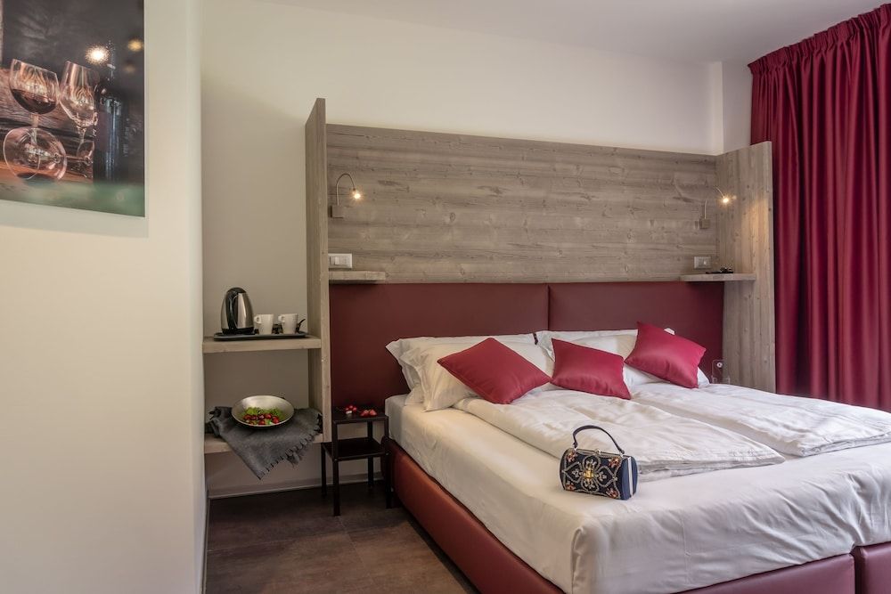 Family Quadruple Room, Multiple Beds