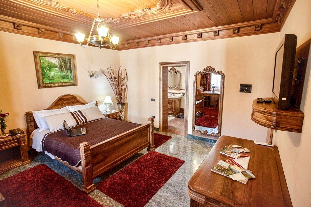 Brilant Antik Hotel Deluxe Double Room 6