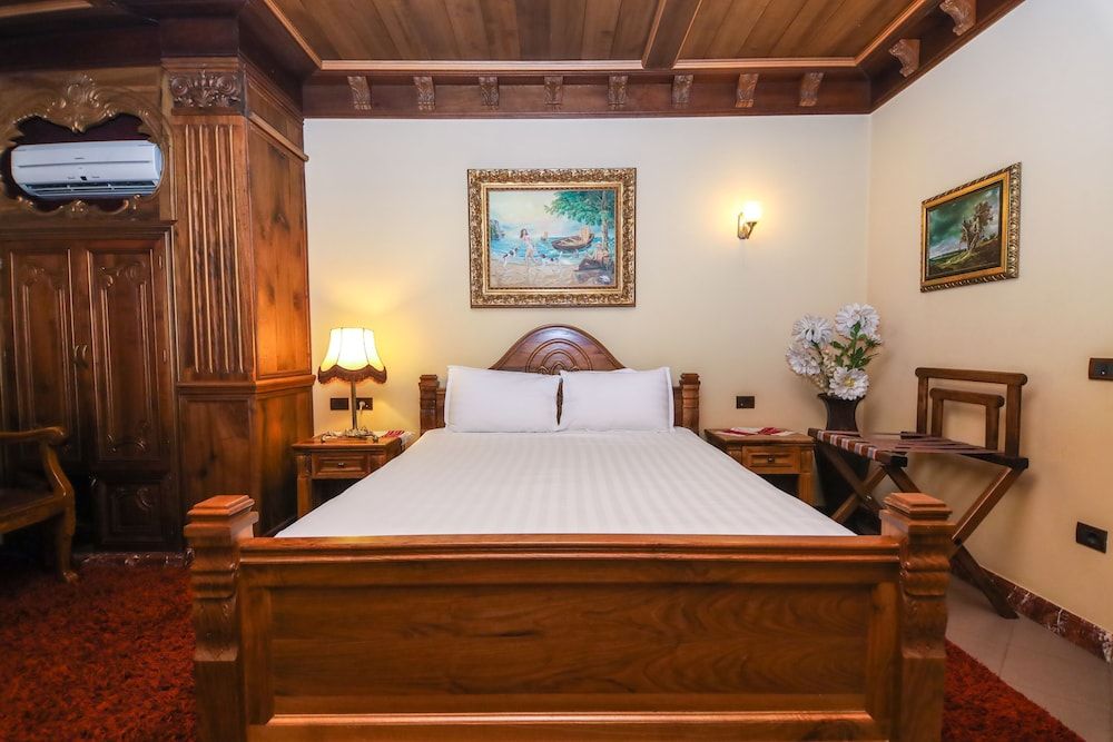 Brilant Antik Hotel Deluxe Double Room 18