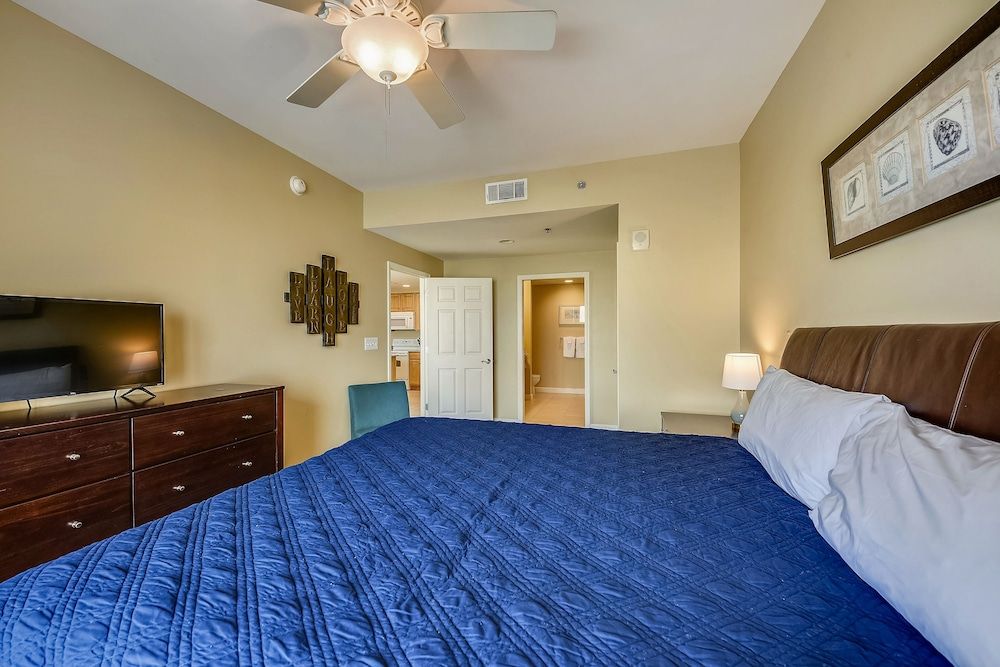 Condo, 3 Bedrooms, Balcony, Ocean View (1601 W)