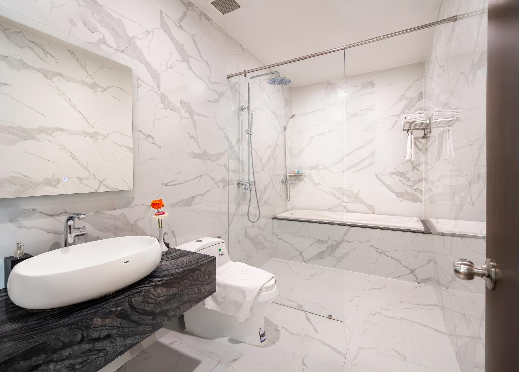 Premier Ocean Suite
