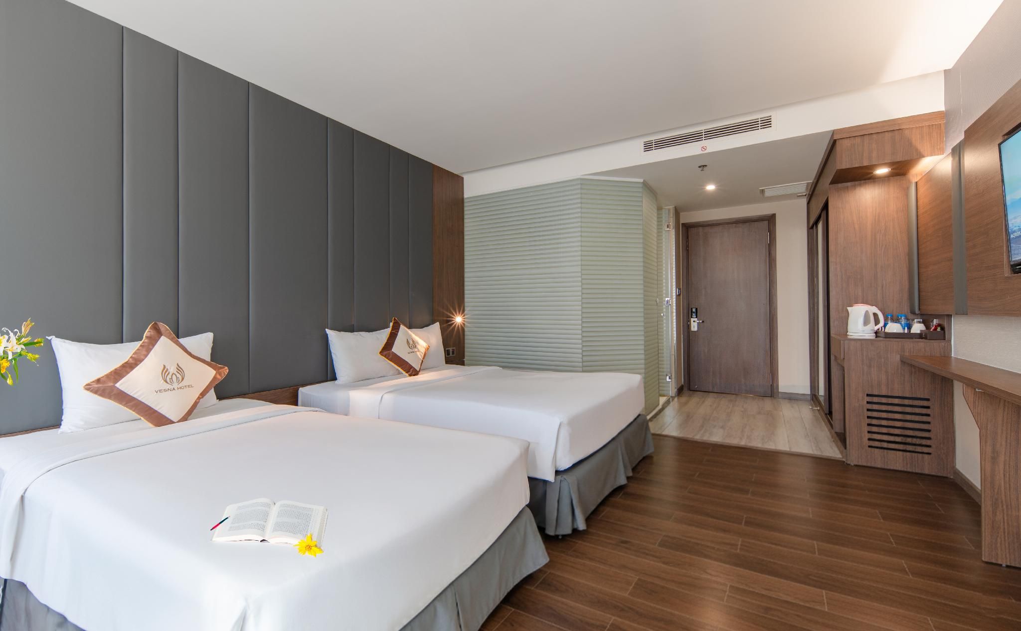 Premier Deluxe Triple Room