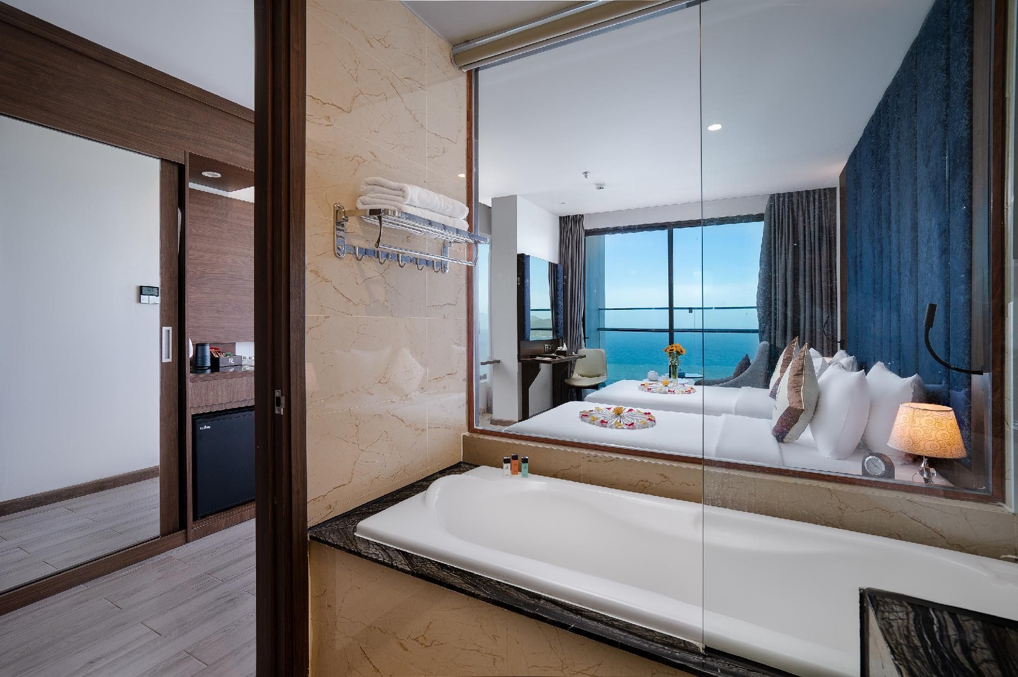Premier Sea View Twin Room