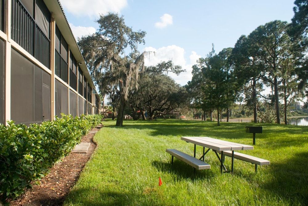 undefined Grand Lake Resort 8