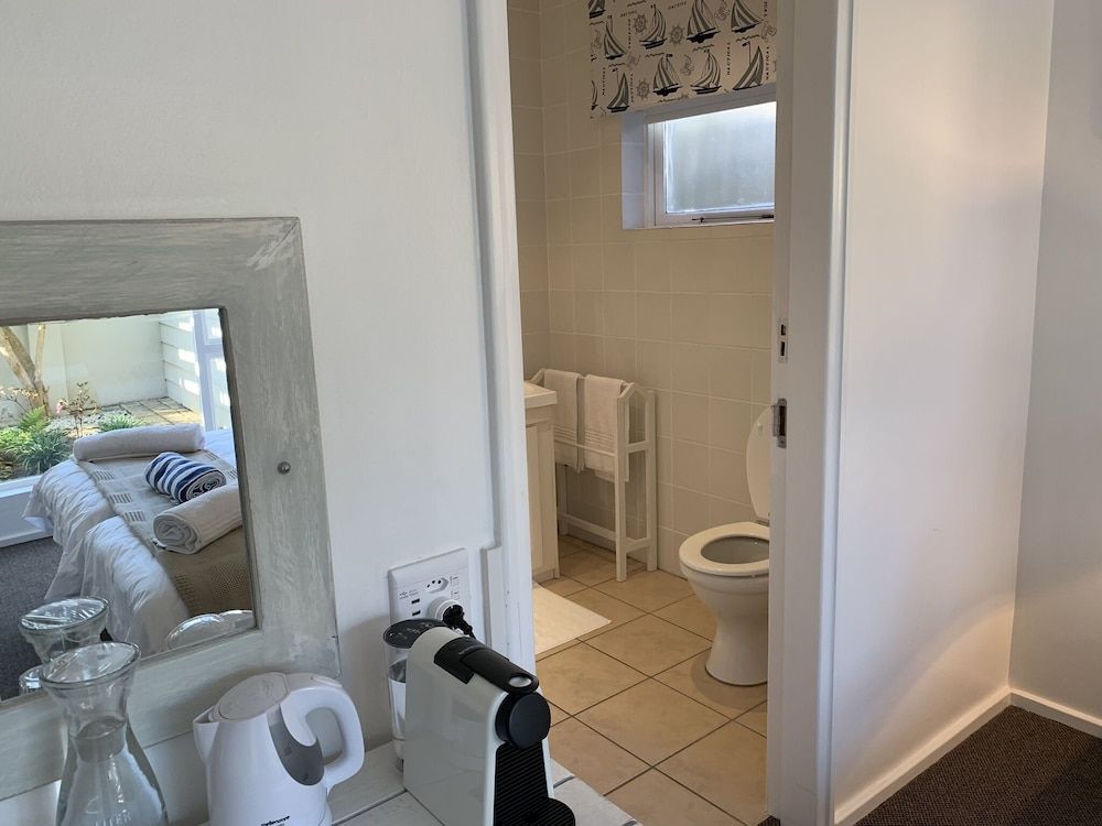 Chez Pierre Classic Room 7