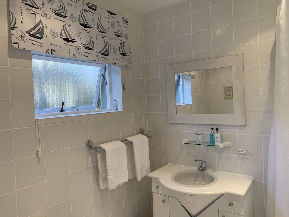 Chez Pierre Classic Room 6