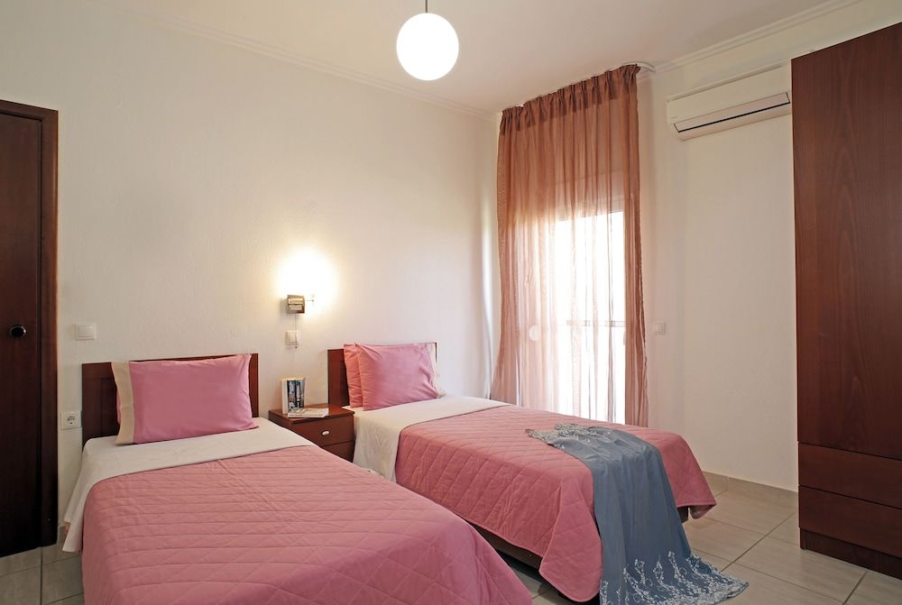 Suite, 2 Bedrooms, Connecting Rooms
