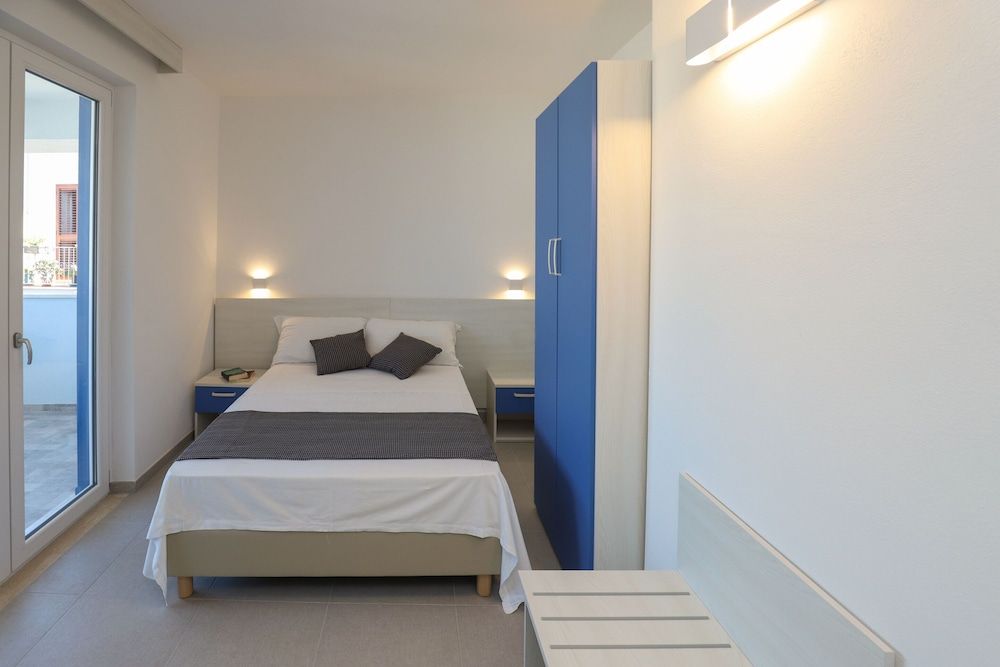 The Square Castelsardo Classic Double Room, Ensuite 3