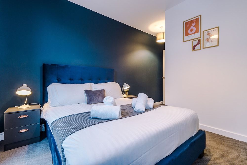 Hilltop Serviced Apartments - Ancoats Superior Apartment, 2 Bedrooms, 2 Bathrooms, City View 13