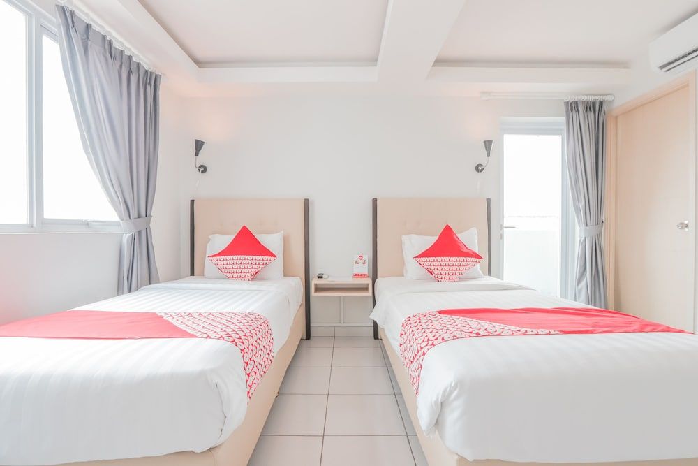 undefined Flagship 210 Amethyst Kemayoran 8