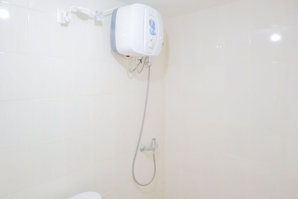 Flagship 210 Amethyst Kemayoran Deluxe Twin Room 3