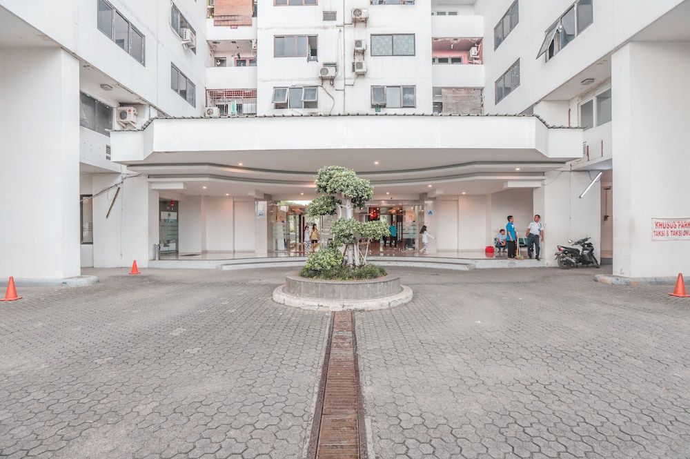 undefined Flagship 210 Amethyst Kemayoran 2