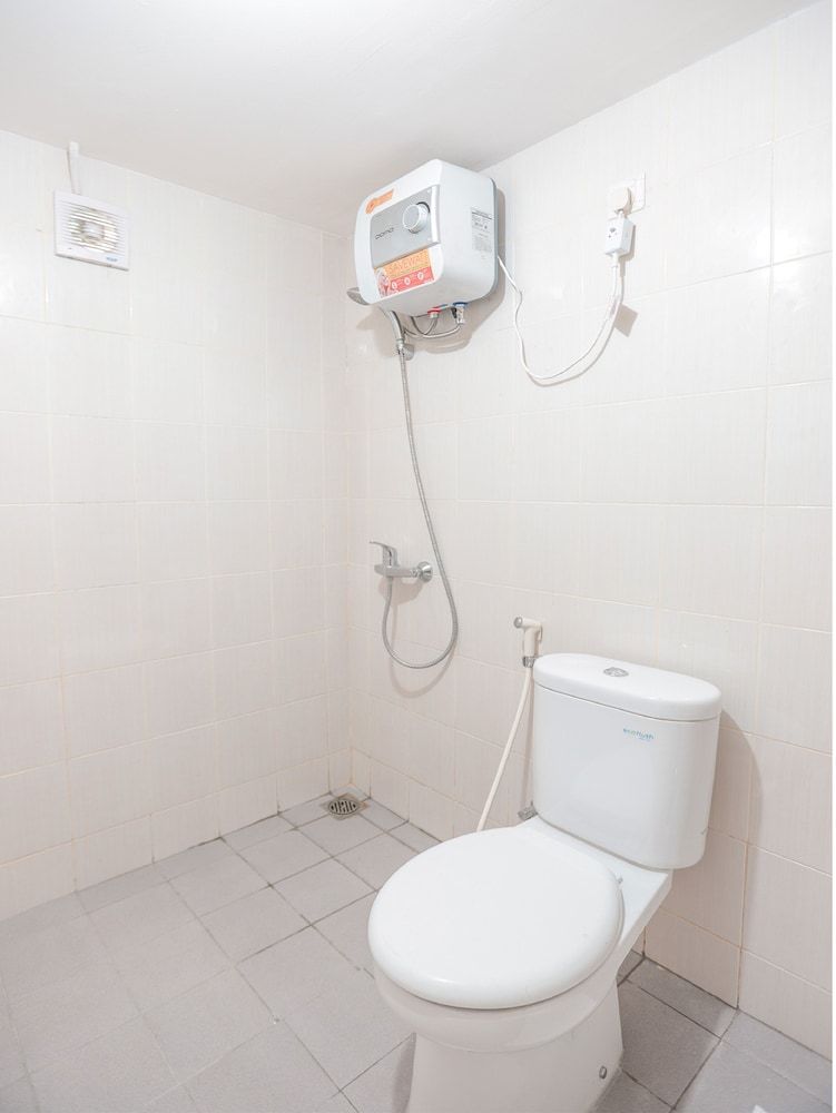 Flagship 210 Amethyst Kemayoran Standard Twin Room 6