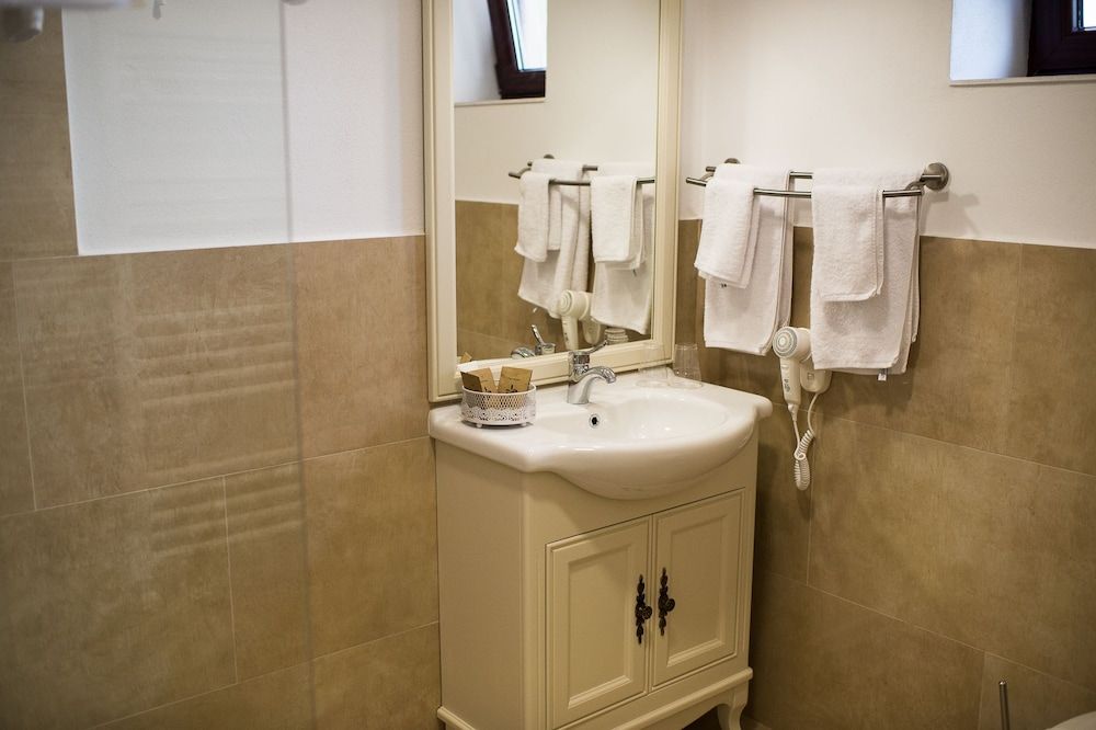 Ave Alba Double Room (4*) 6