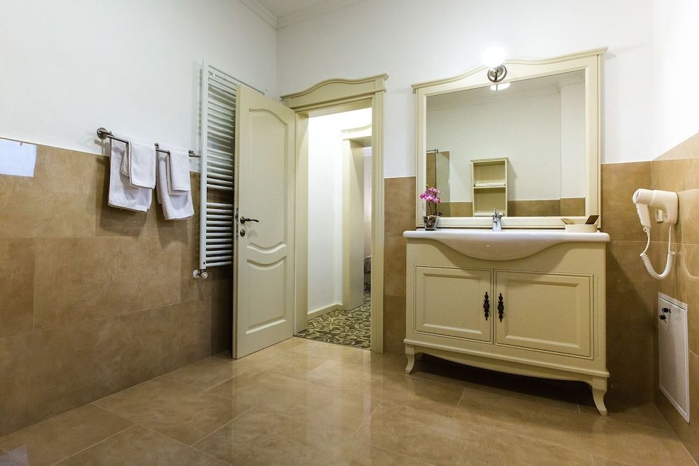 Ave Alba Double Room (4*) 8