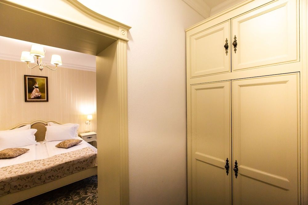 Ave Alba Double Room (4*) 12