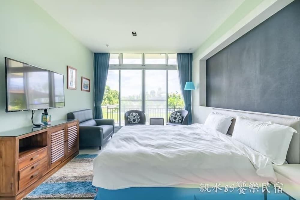 89 HAPPY BNB Quadruple Room 6