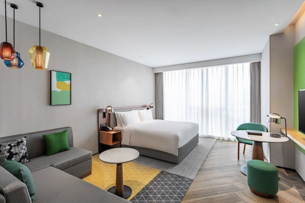 1 King Bed Standard