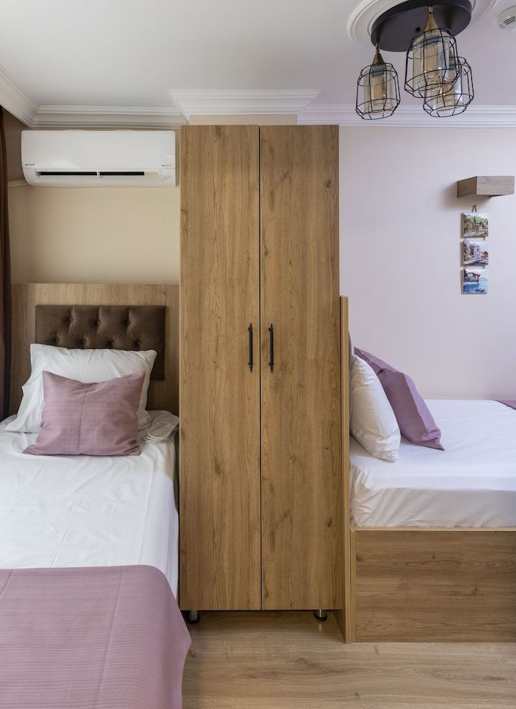 undefined Grey House 4