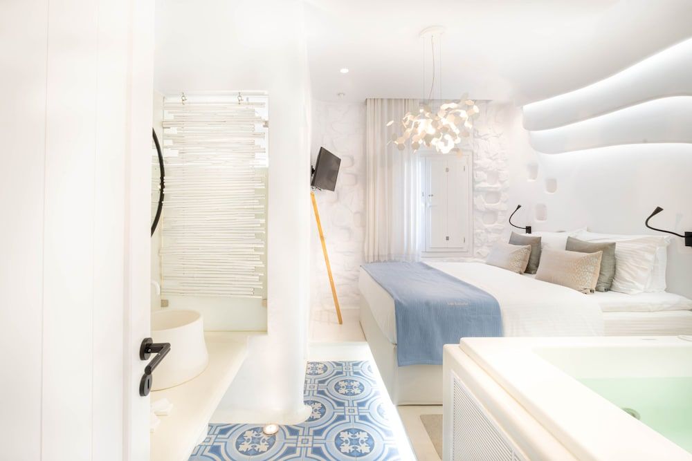 Deluxe Suite, Jetted Tub (Kyma)