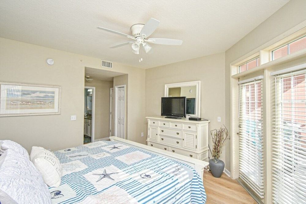 Condo, Multiple Beds, Balcony