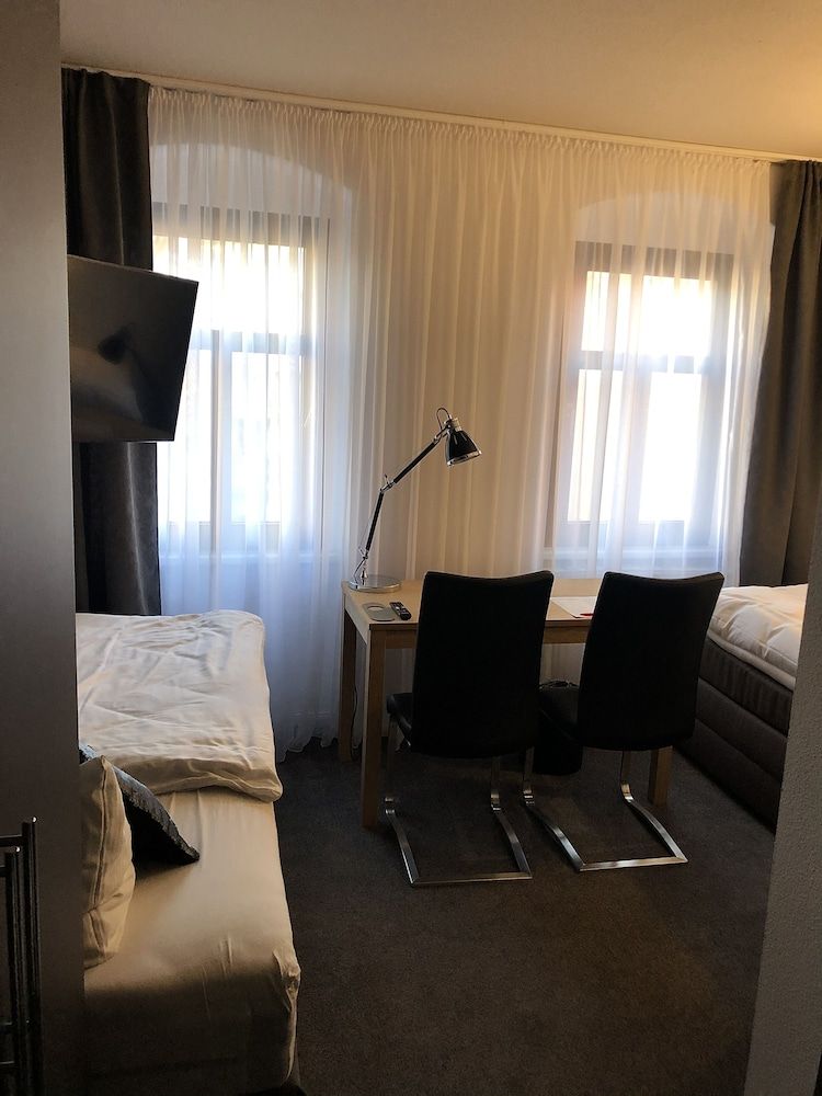 Standard, 1 Twin, Private Bathroom
