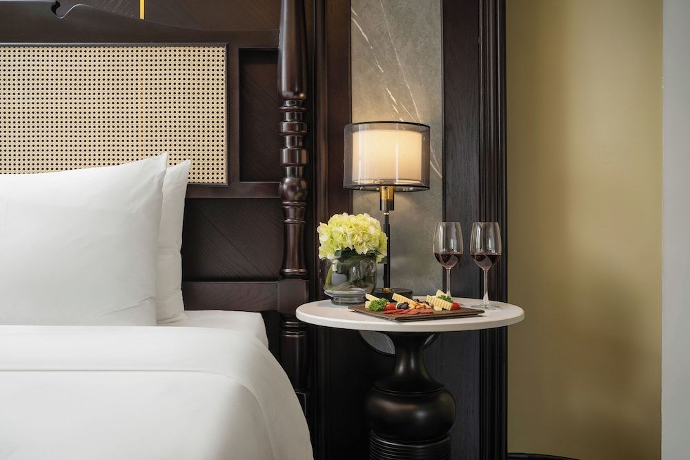 Crown Suite