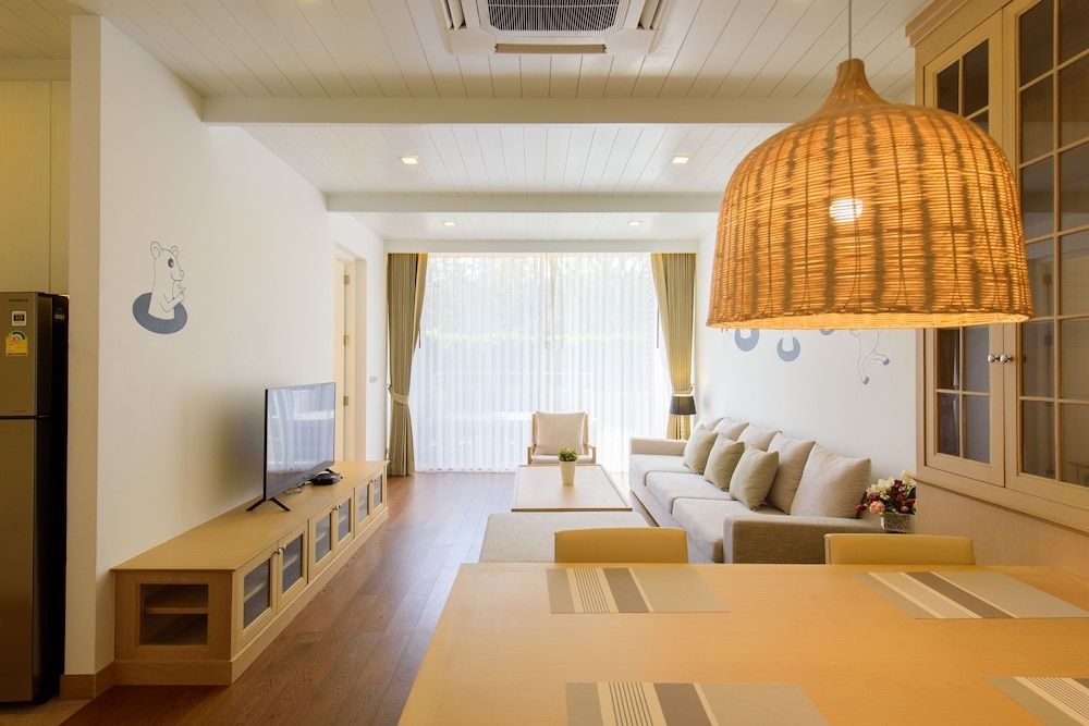 The Gallery Khao Yai Hotel and Residence Deluxe Suite, 1 Bedroom, Garden View 5