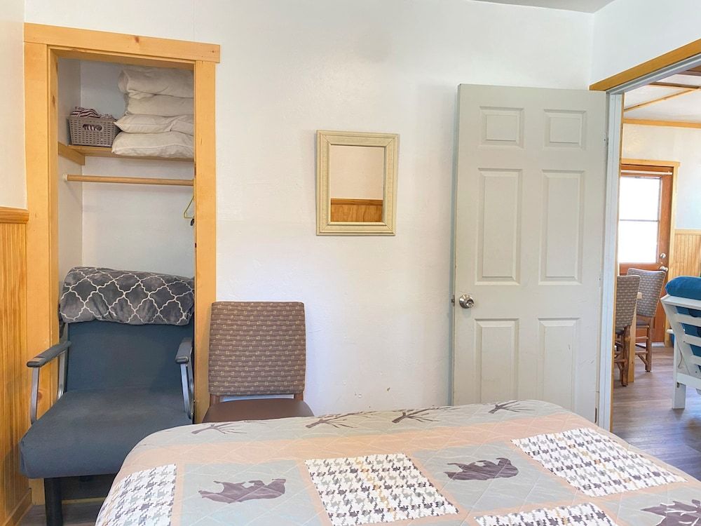 Cabin 3
