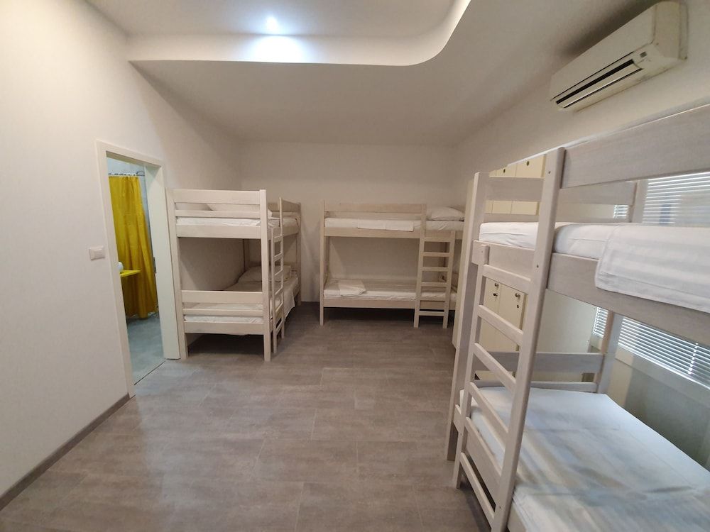 undefined Sweet Spot Hostel 4