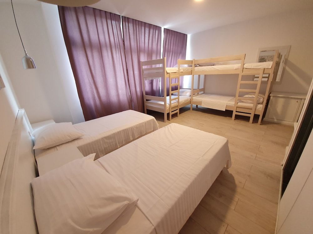 undefined Sweet Spot Hostel 6