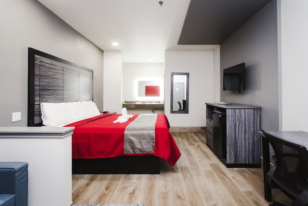 Palace Inn Baytown Spur TX-330