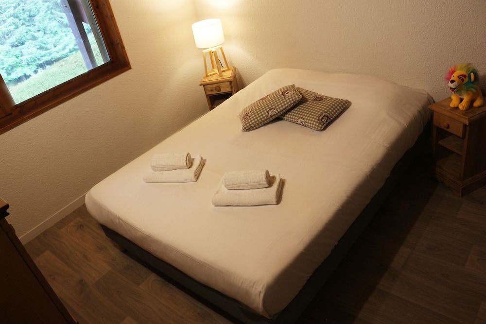 Apartment, Multiple Bedrooms