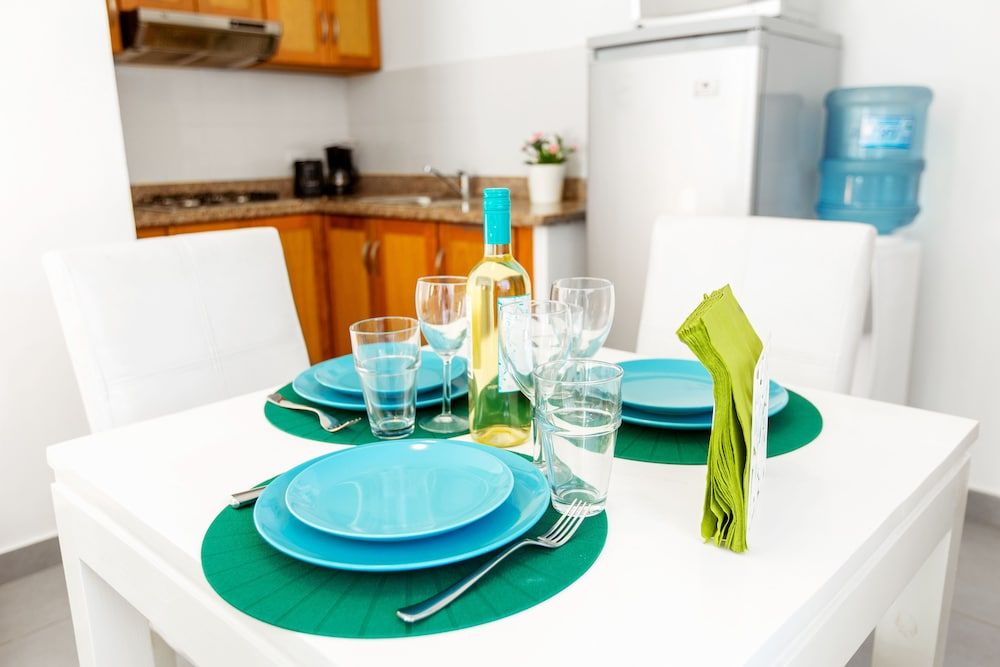 Deluxe Suite, 1 Bedroom, Kitchenette, Garden View